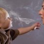 Куріння при дітях прирівняли до насильства, – Латвія
