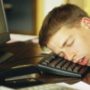 Якість і тривалість сну залежать від роботи людини