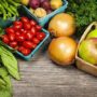 Вчені назвали точну кількість фруктів і овочів, які необхідні для довголіття