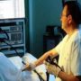 Лікар зробив сам собі колоноскопію з співчуття пацієнтам