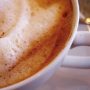 Вживання кави знижує ризик слабкості в середньому та похилому віці