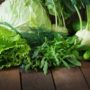 Зелені листові овочі уповільнюють зниження когнітивних функцій на 11 років