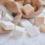 Експерти розповіли про шкоду зловживання цукром після 60 років