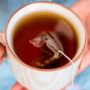 Вчені з’ясували, чому небезпечно заварювати чай в пакетиках