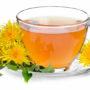 Вчені розповіли про корисні для здоров’я властивості чаю з кульбаб
