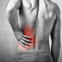 Біль у спині виникає як симптом у разі трьох видів раку