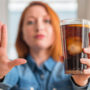 Вчені назвали п’ять напоїв, які можуть призвести до серцевого нападу