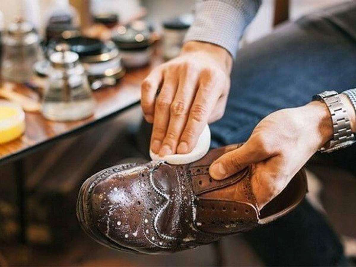 Как почистить обувь