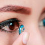 Занадто довге носіння контактних лінз може призвести до внутрішнього “пошкодження” і втрати зору