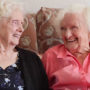 Британські близнюки розповіли, як їм удалося дожити до 103 років