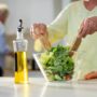 Секрети довголіття: як їдять найстаріші люди у світі