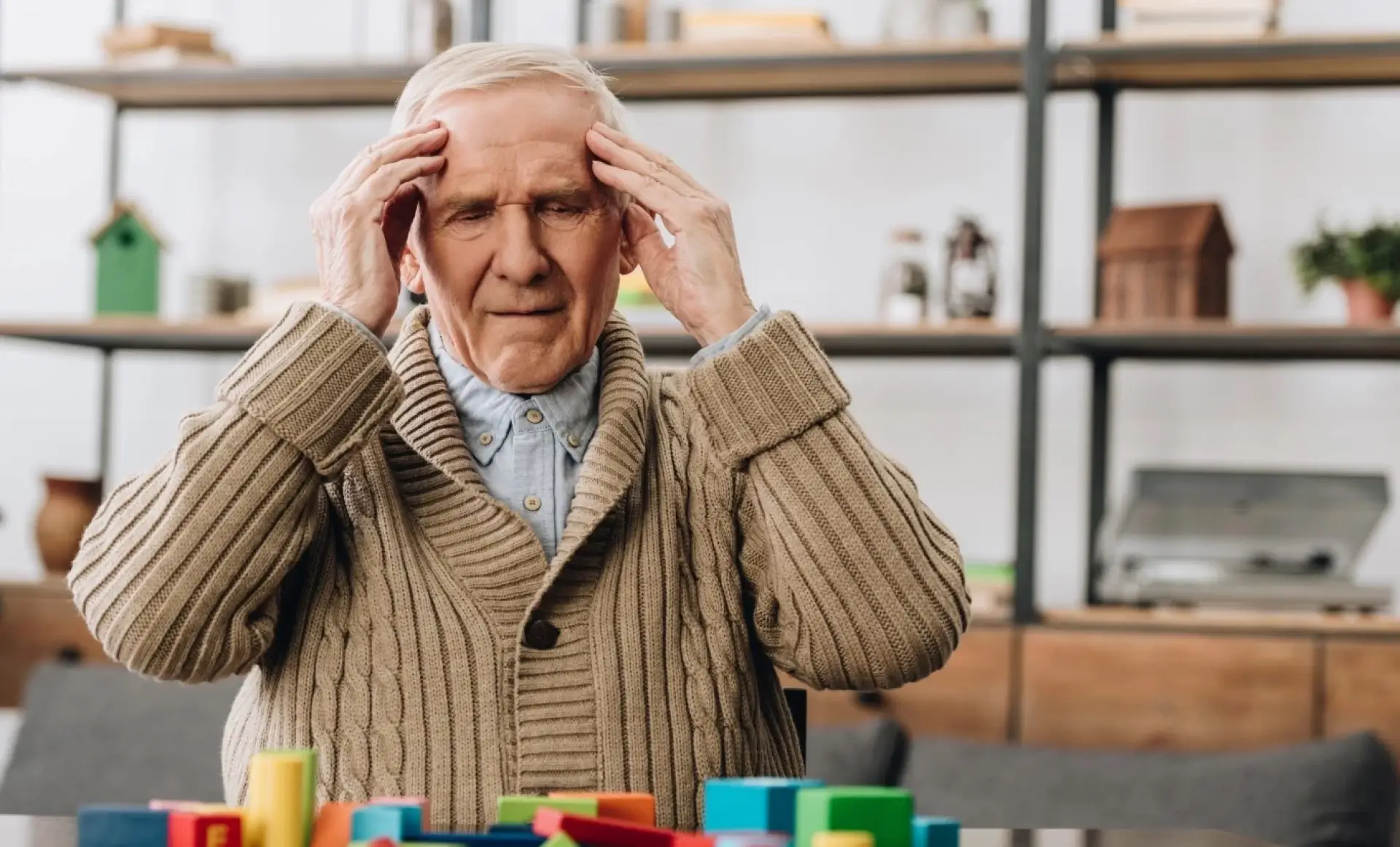 Психолог пояснює: три основні стадії деменції, про які варто знати Деменція